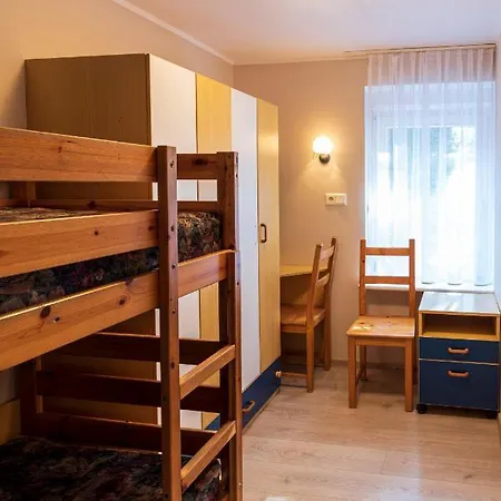 Energetyczny Zakatek Сasa de vacaciones Krzeszna